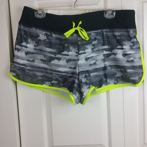 avia walking shorts